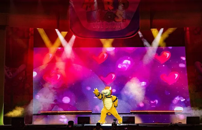 Mario Bros Live Show Bowser