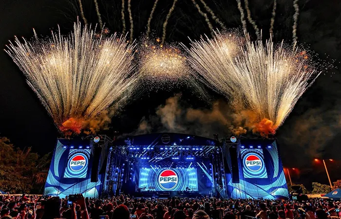 Gira Refrescante Pepsi Fuegos Artificiales