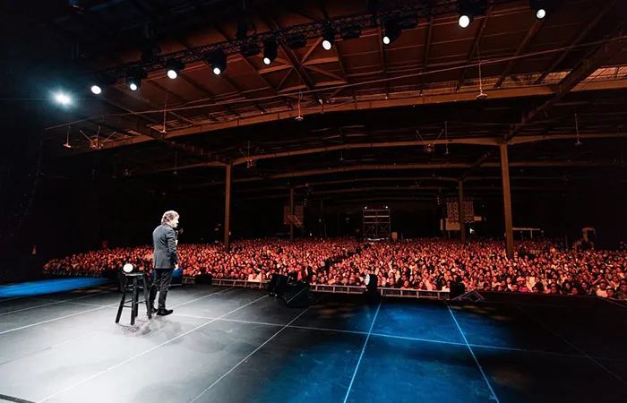 Ricardo Arjona — Presidante Tour Vista