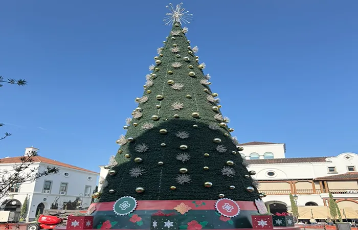 Navidad Árbol Cayalá