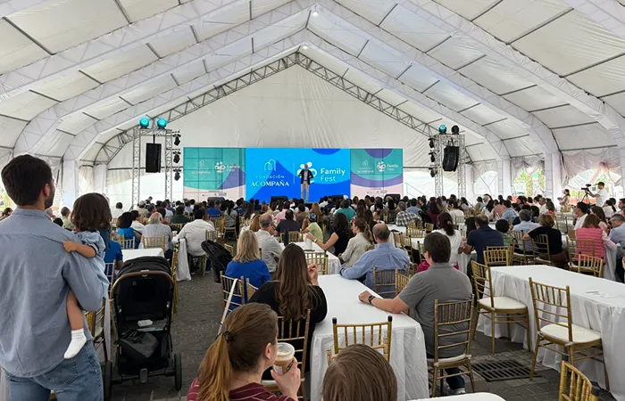 Acompañamiento Conferencia