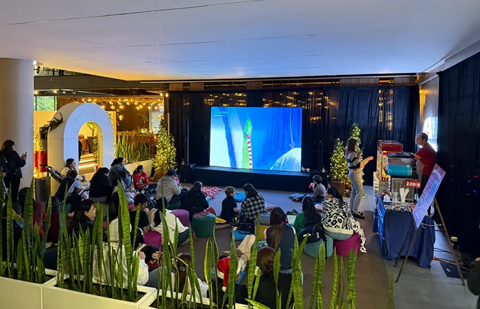 Santa Escena